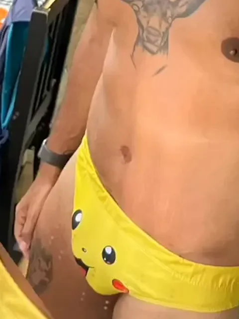 Cliente con el slip Pikachu