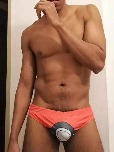 Cliente con el slip Pokébola